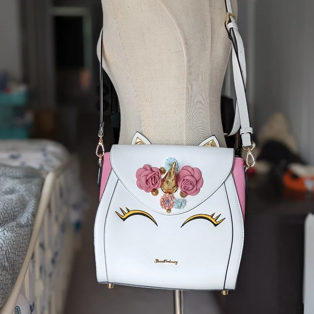 NWOT Shoe Bakery Unicorn Cake Bag - Picture 1 of 7